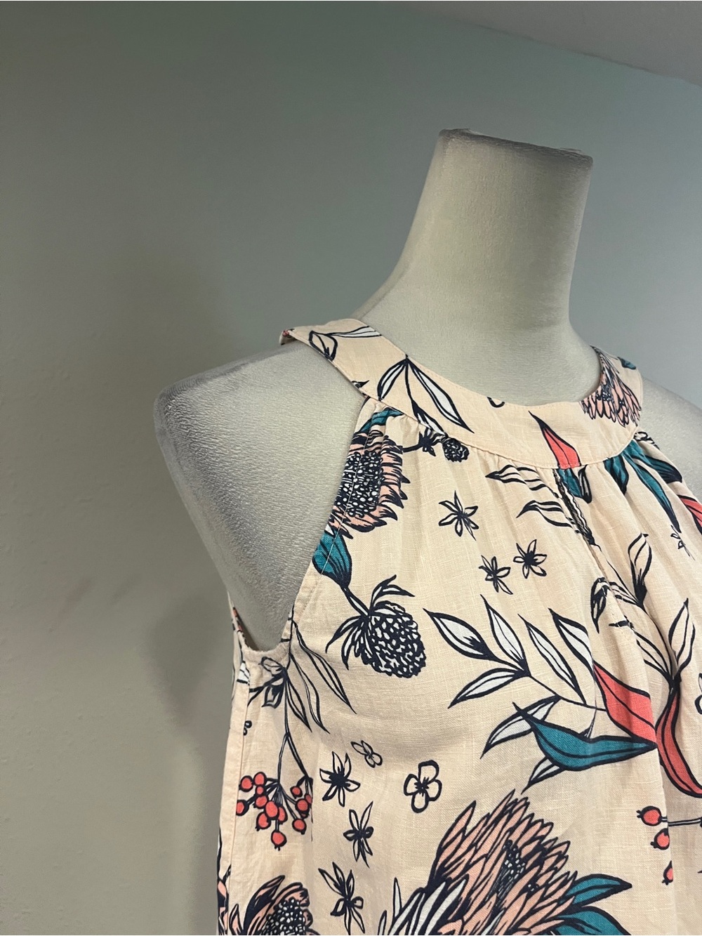 Rachel Ashwell Sleeveless Floral Halter Dress in Cream with Teal & Coral Accents - Picture 3 of 12